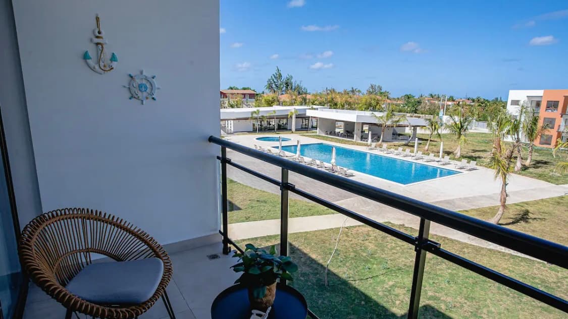 CBG Airbnb Apt-3B-8 - Imagen 1