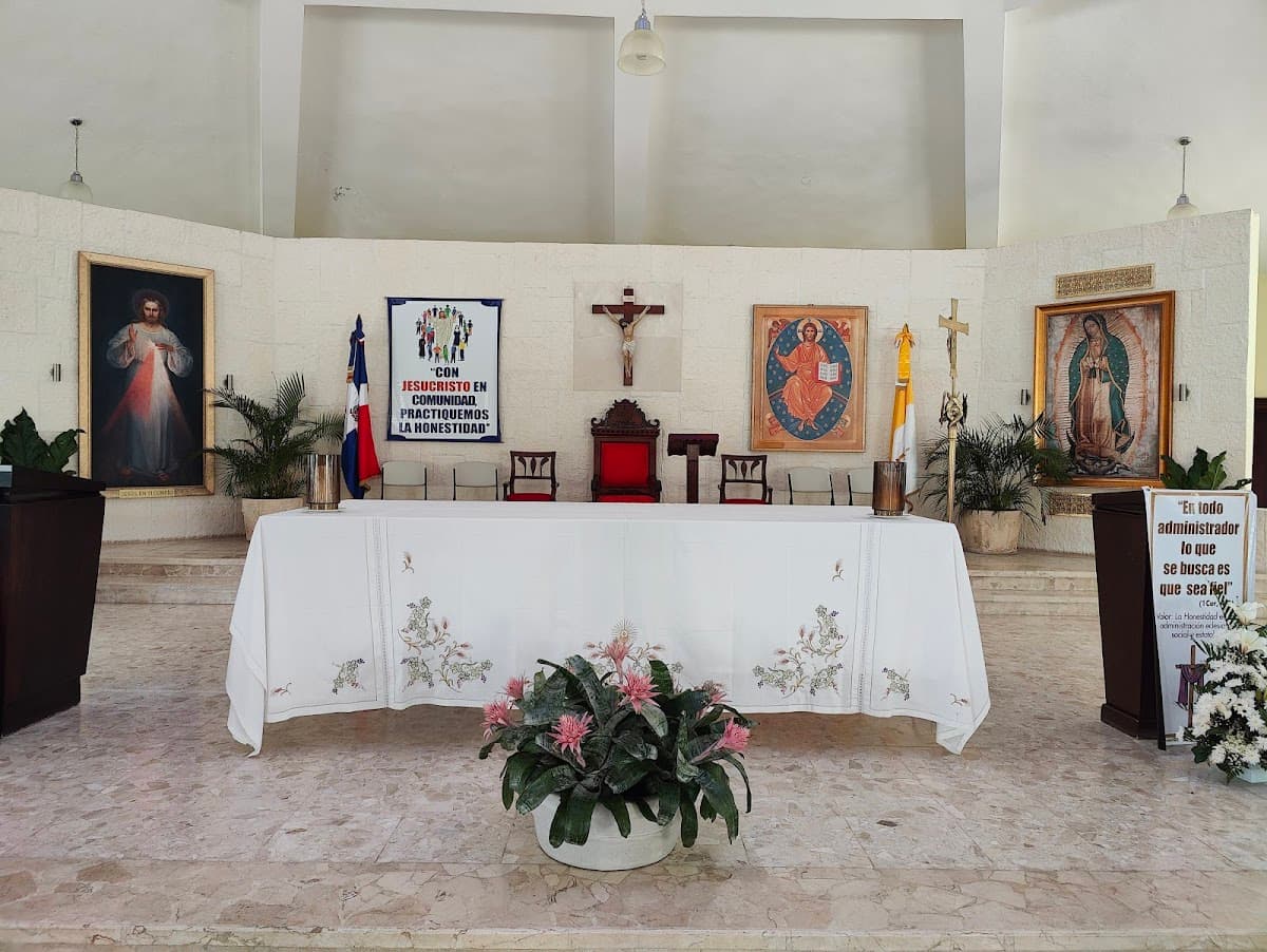 Iglesia católica Jesus Maestro - Imagen 3