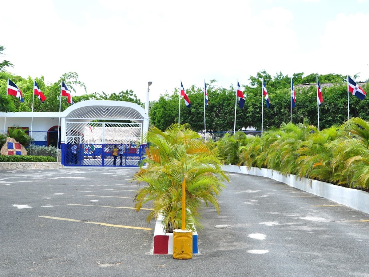 Iglesia Adventista El Remanente (Bávaro-Punta Cana) - Imagen 2