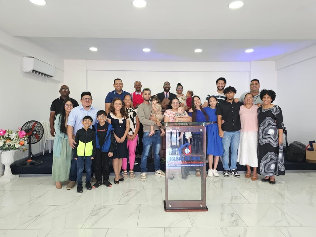 Iglesia de Dios Casa de Bendición para las Naciones - Imagen 1