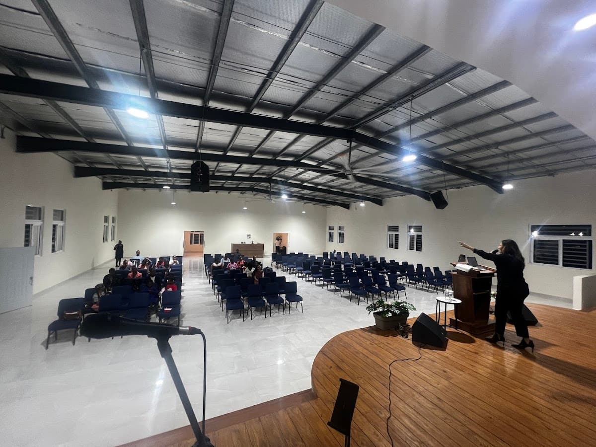 Iglesia Cristiana Luz y Vida - Imagen 3