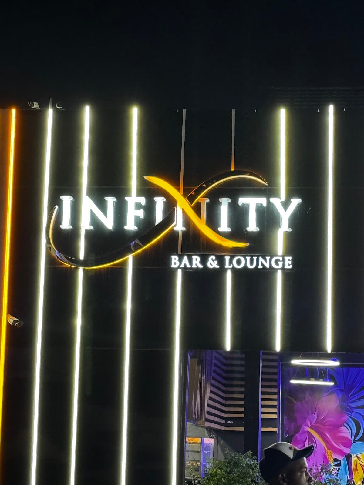 Infinity Bar & Lounge - Imagen 1