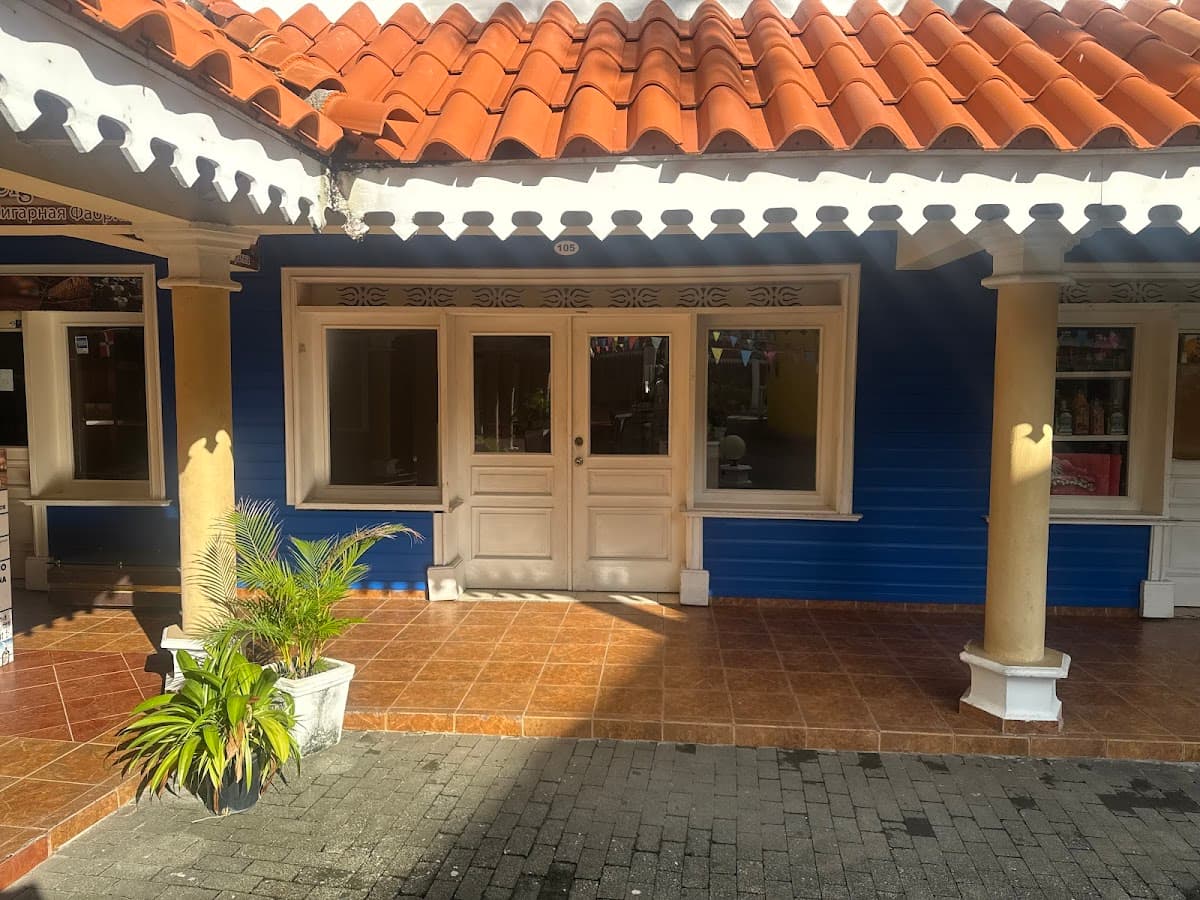 Black Pearl Giftshop Punta Cana - Imagen 1