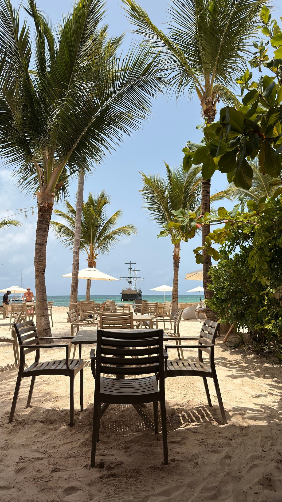 Huracan Beach Club - Imagen 1