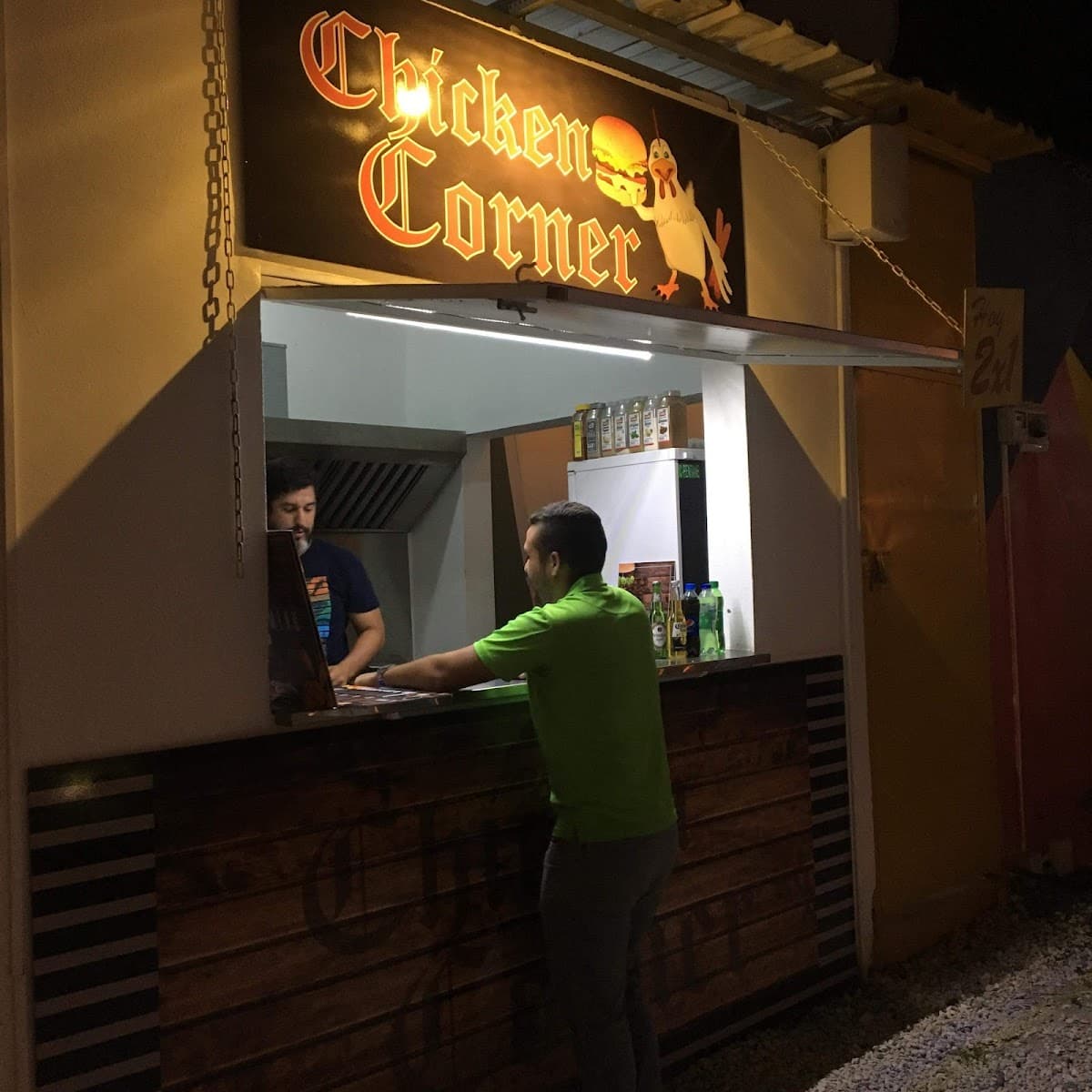 Chicken Corner - Imagen 1