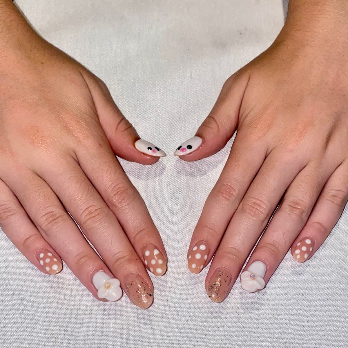Karesmika Beauty Salon - Imagen 1