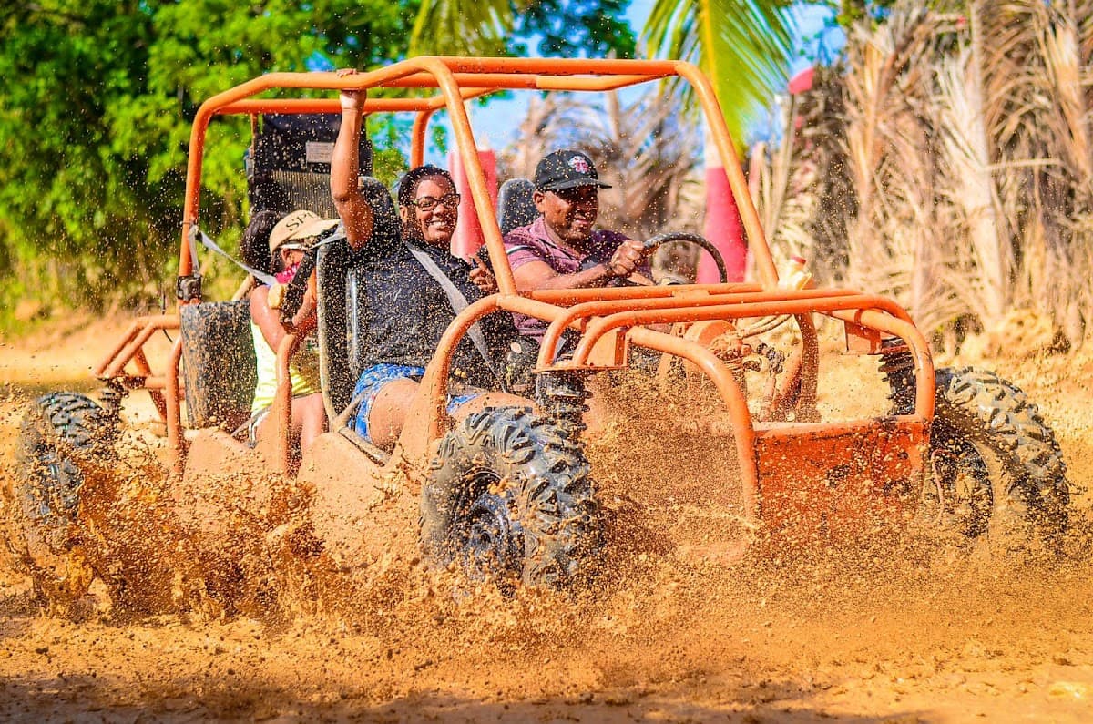 Tropical Thrills DR - Imagen 2