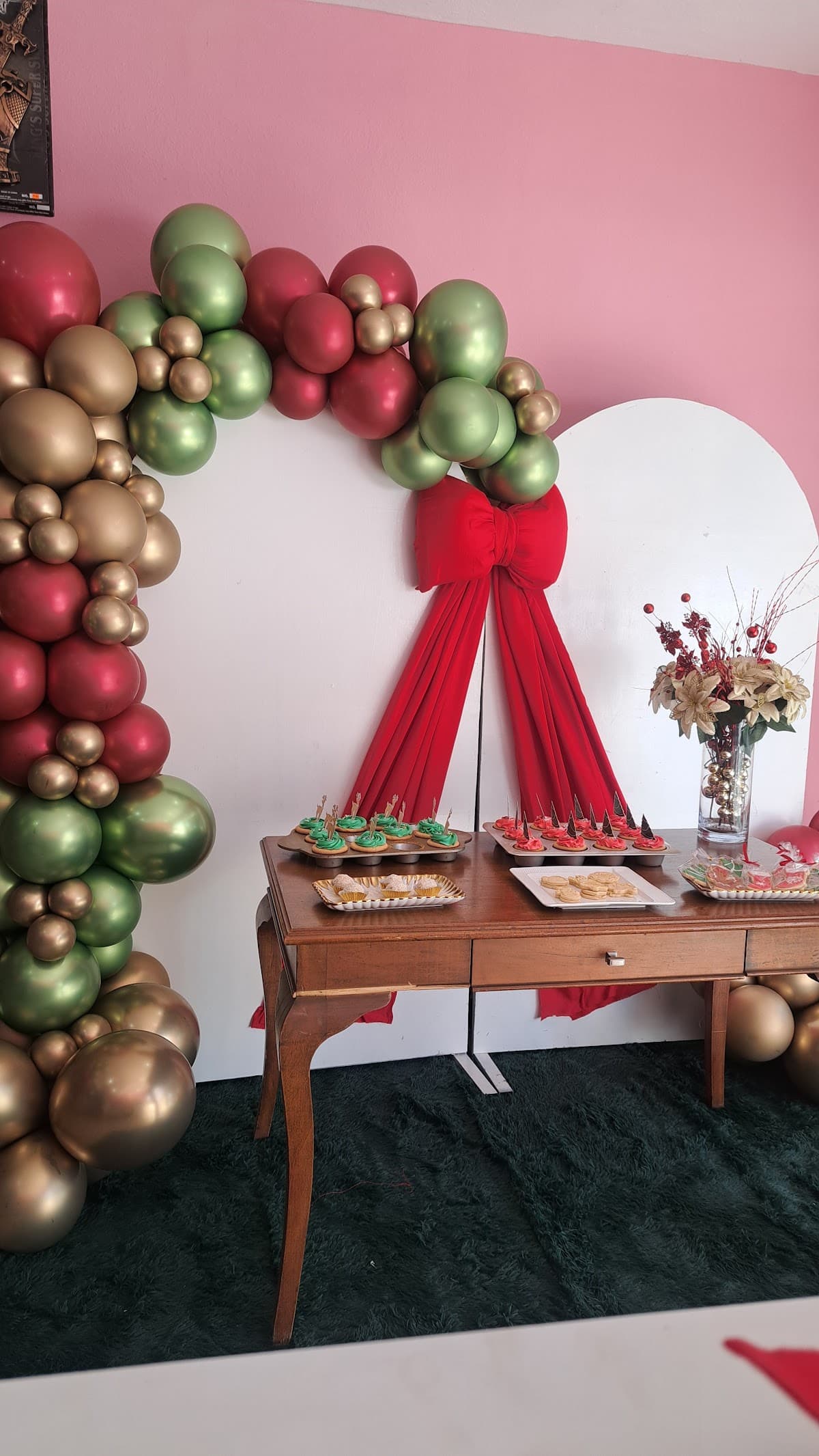 Ambar Services-Papeleria-Trajes Tipicos-Reposteria-Alquiler Mesas de Fiestas y Cumplianos-Jugetes-Copias-Curriculum - Imagen 2