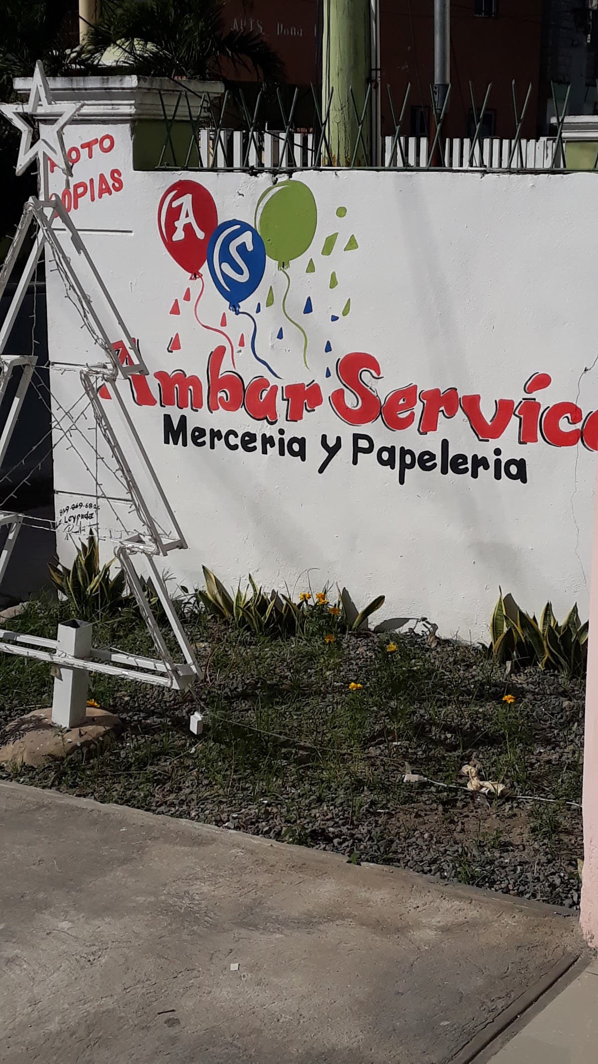 Ambar Services-Papeleria-Trajes Tipicos-Reposteria-Alquiler Mesas de Fiestas y Cumplianos-Jugetes-Copias-Curriculum - Imagen 3