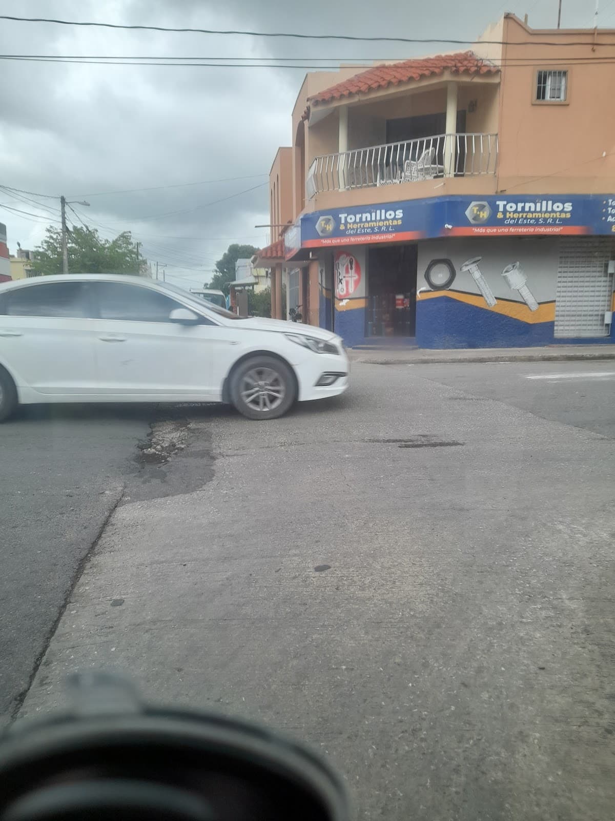 Tornillos & Herramientas del Este, S. R. L. - Imagen 2