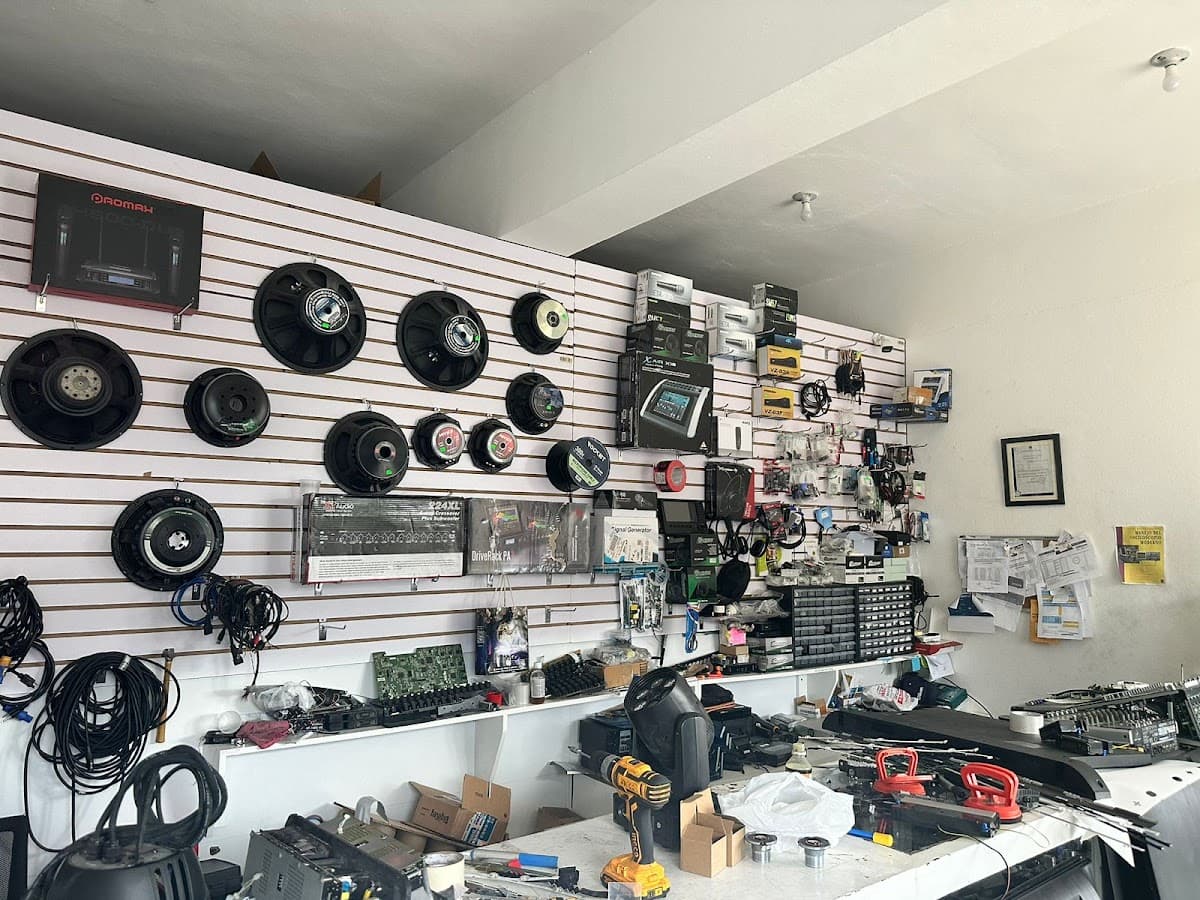 SER Rivera Electronic sound SRL - Imagen 2