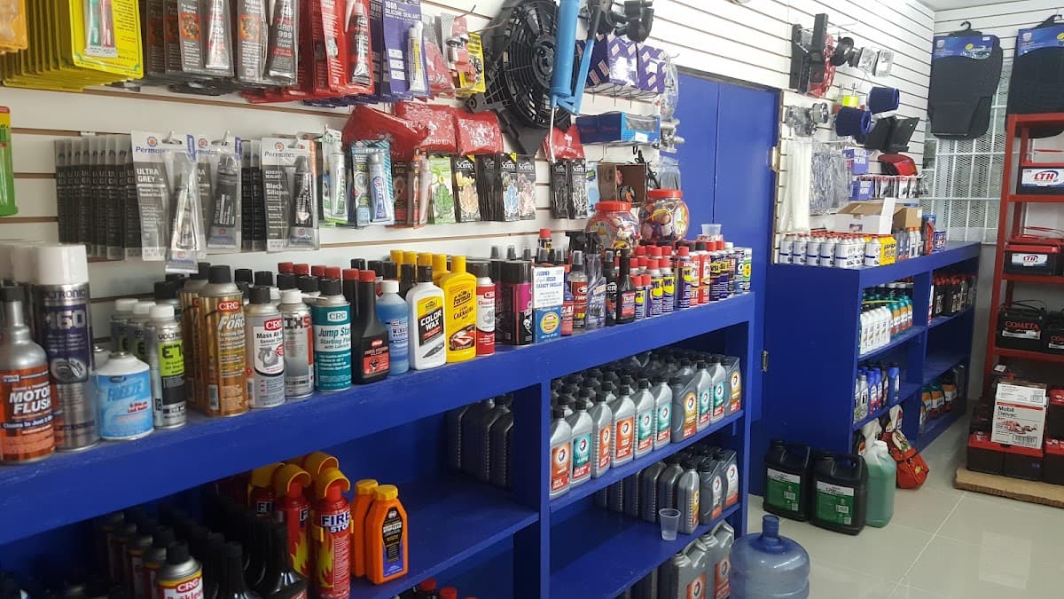 Auto repuesto Juan Pablo Higuey - Imagen 2