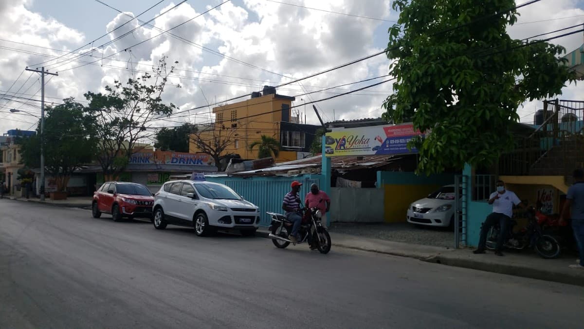 Yoka Rent Car - Imagen 1