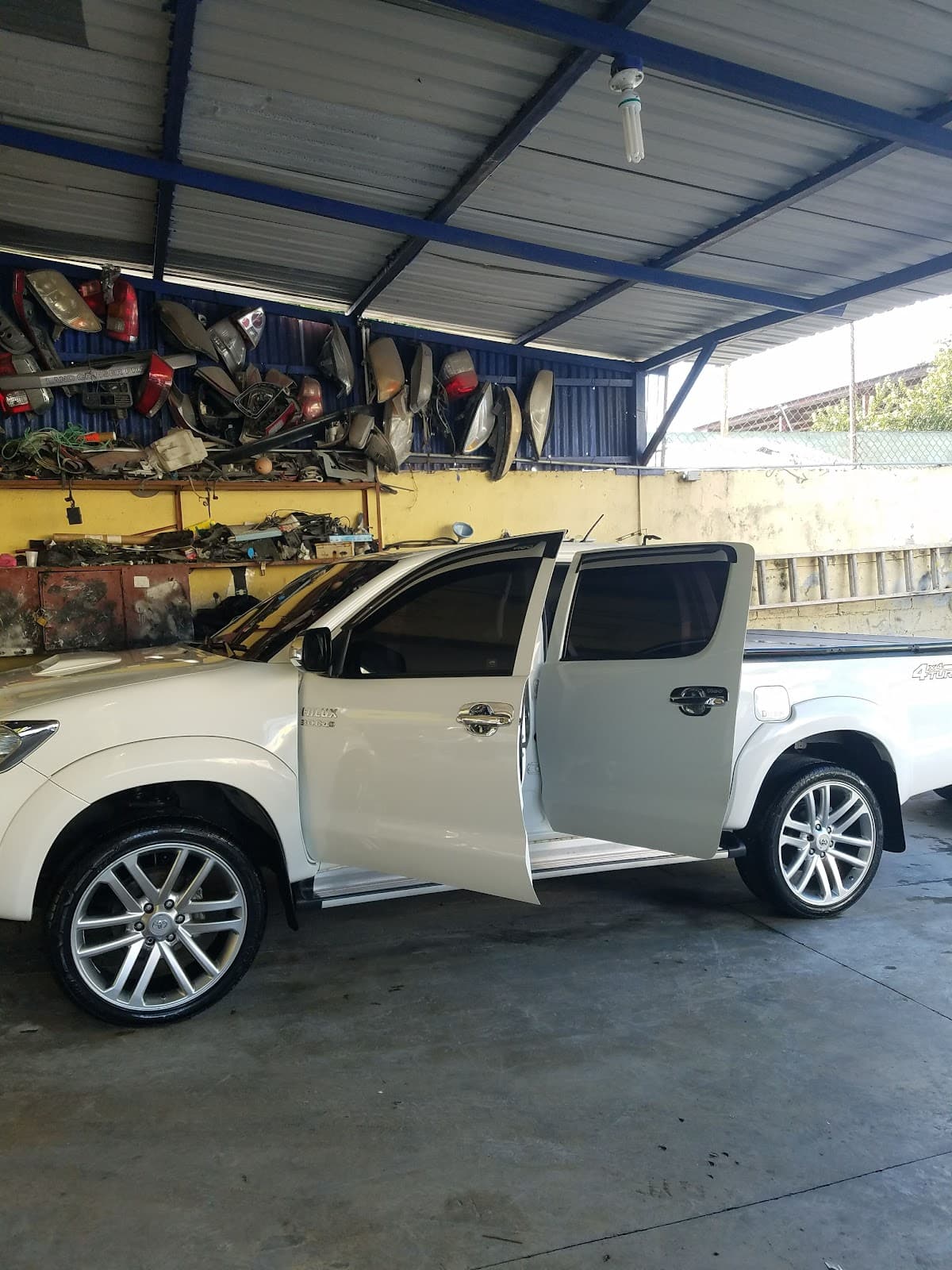 ANGELINA MOTORS - Imagen 3