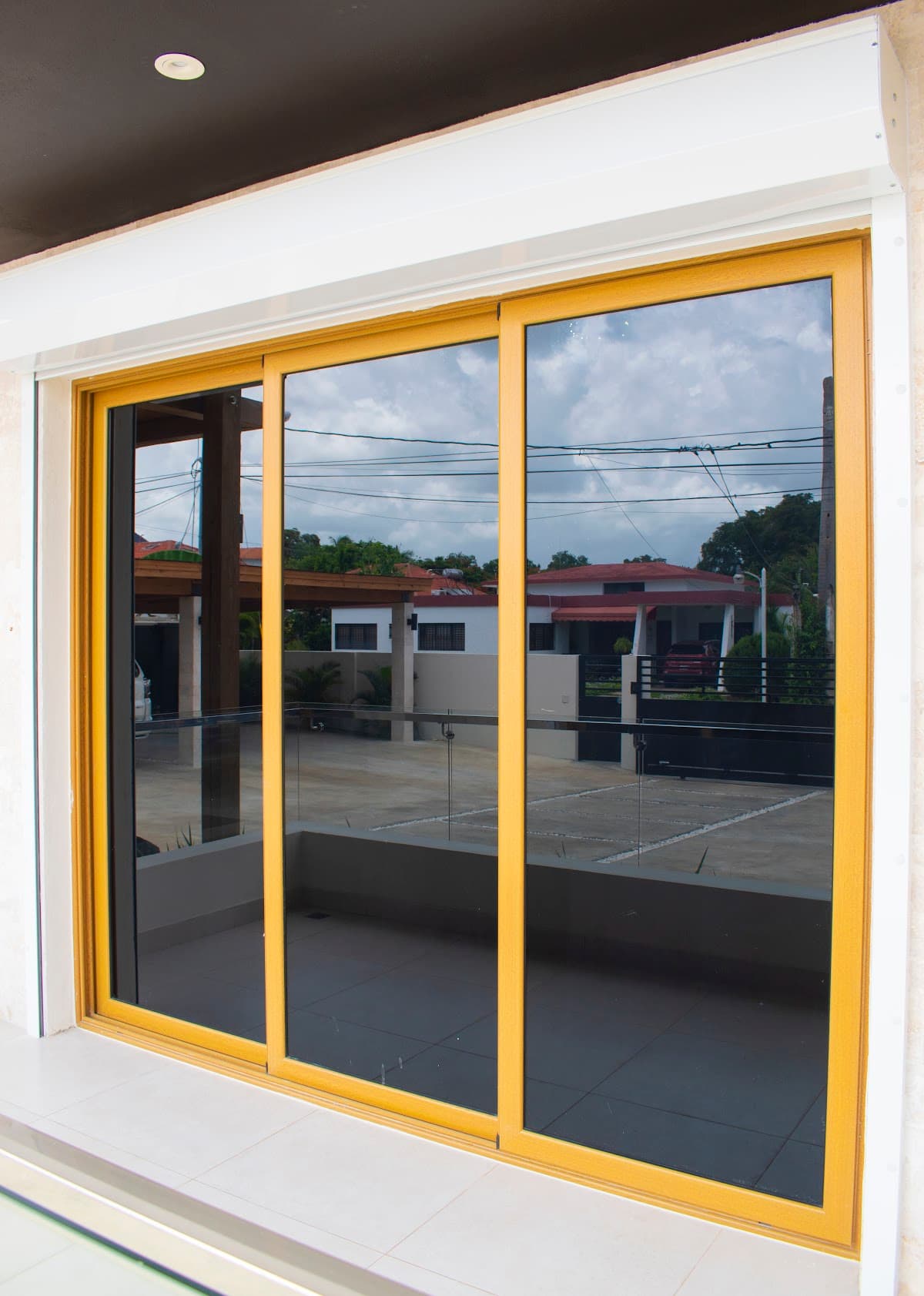 Puvesa, Srl - Puertas - Ventanas - Shutters - Imagen 1