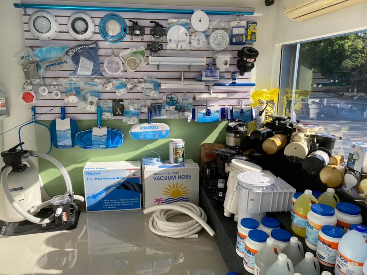 POOL CARIBBEAN JARN - equipos de piscinas, plomería y electricidad - Imagen 2