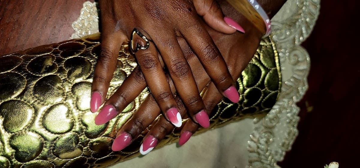 NailsAdri - Imagen 1
