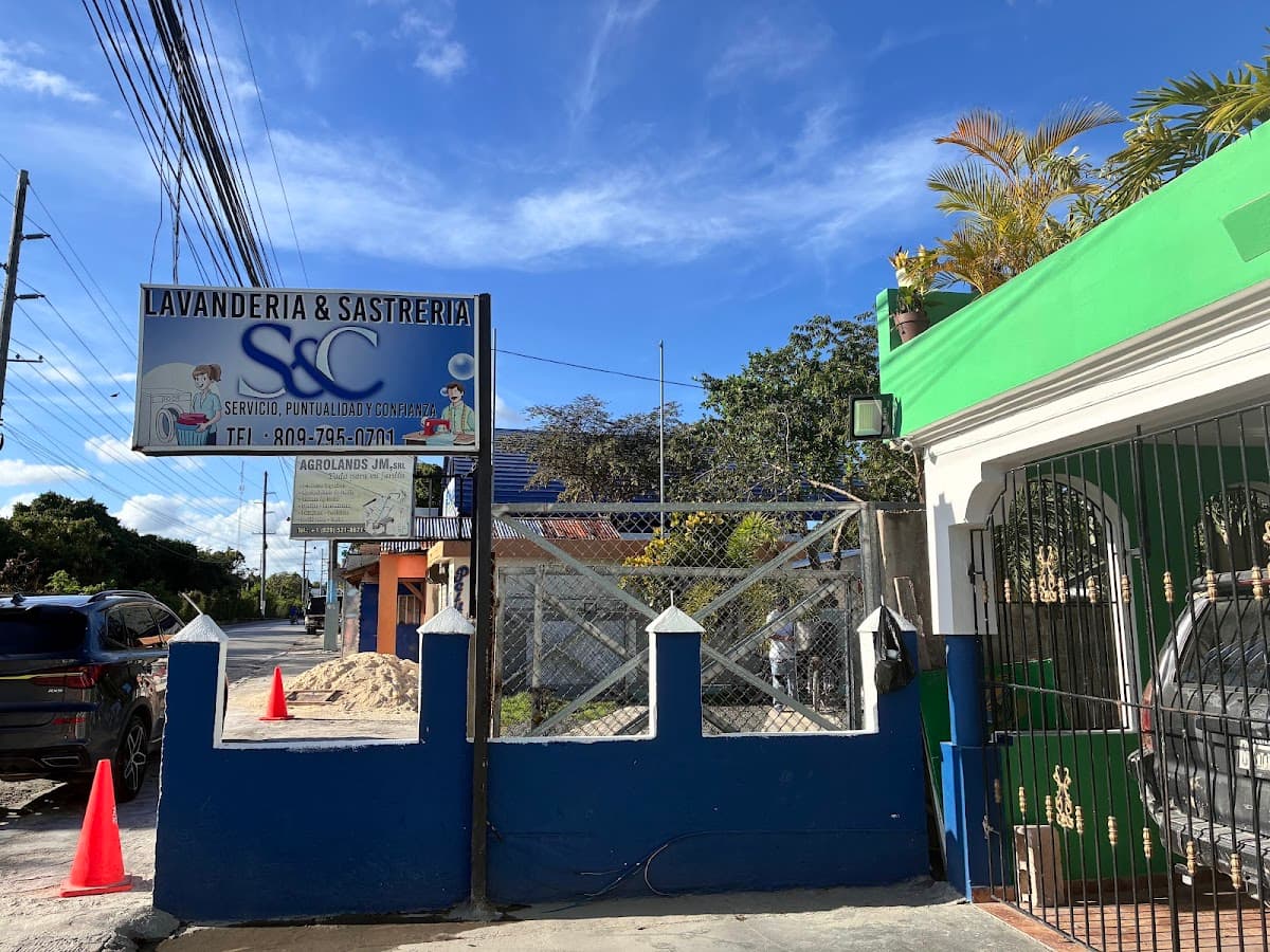 LAVANDERIA Y SASTRERIA S & C - Imagen 2