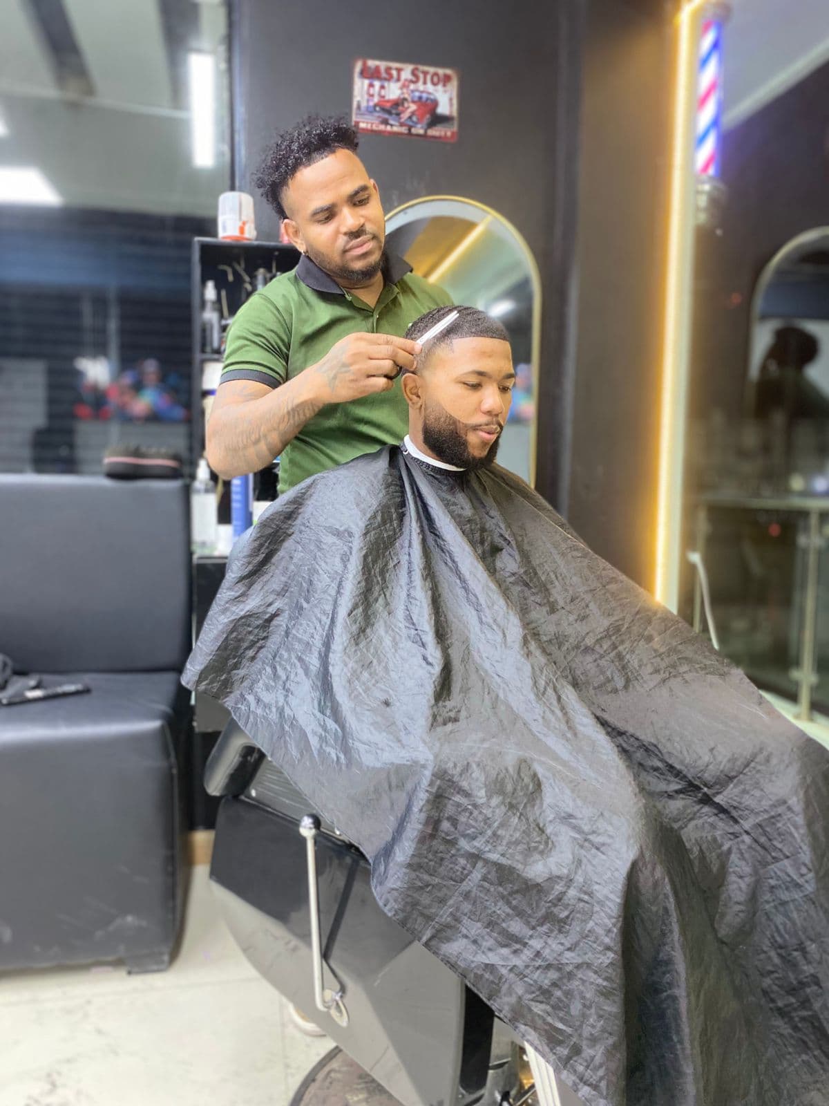 High quality Barbershop - Imagen 3