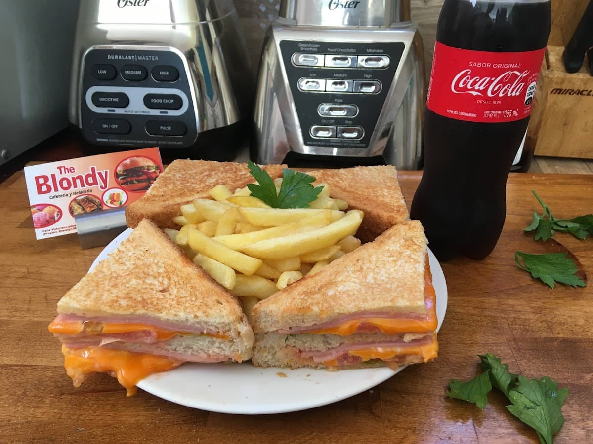 The Blondy Cafeteria - Imagen 2