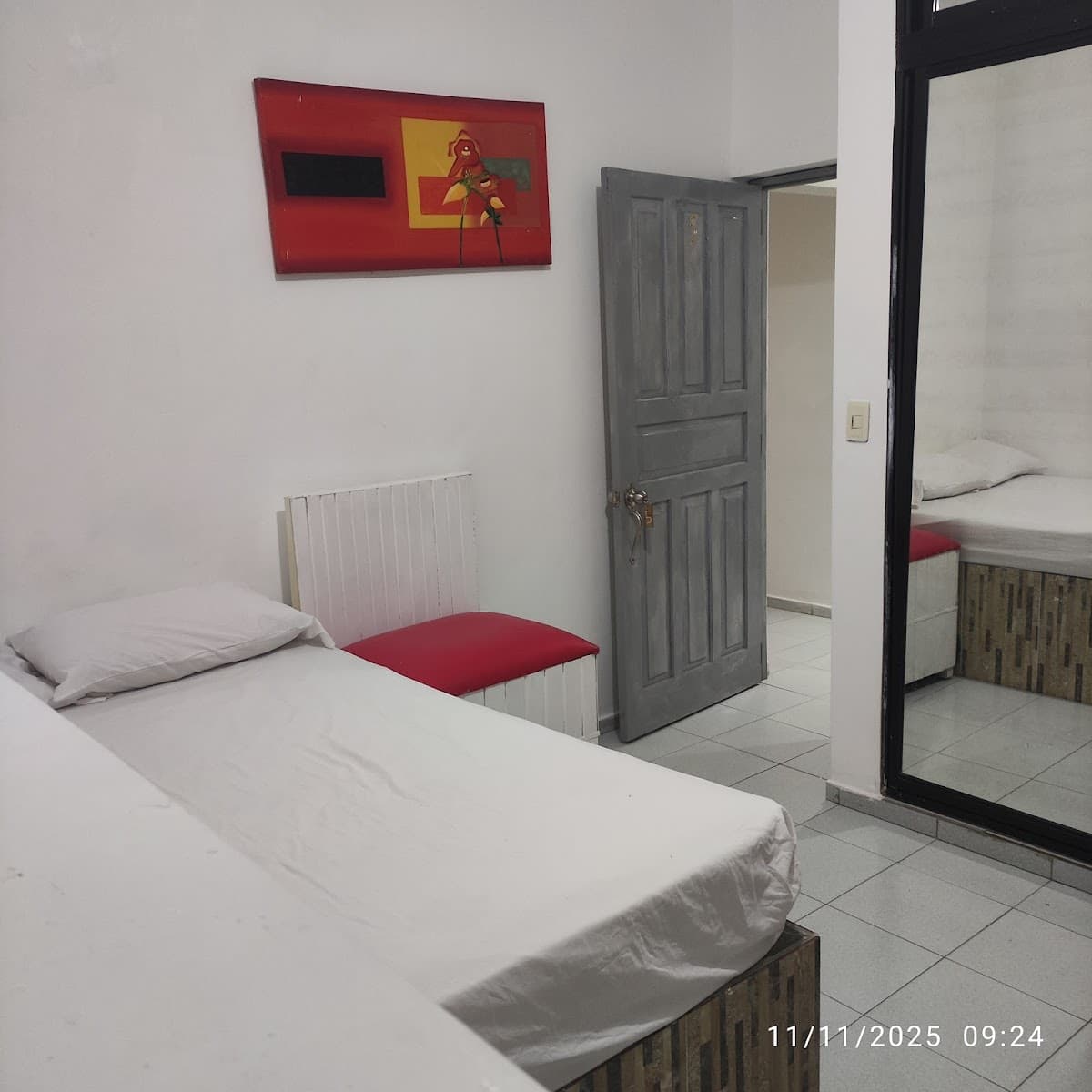 Aparta Hotel Lili - Imagen 2