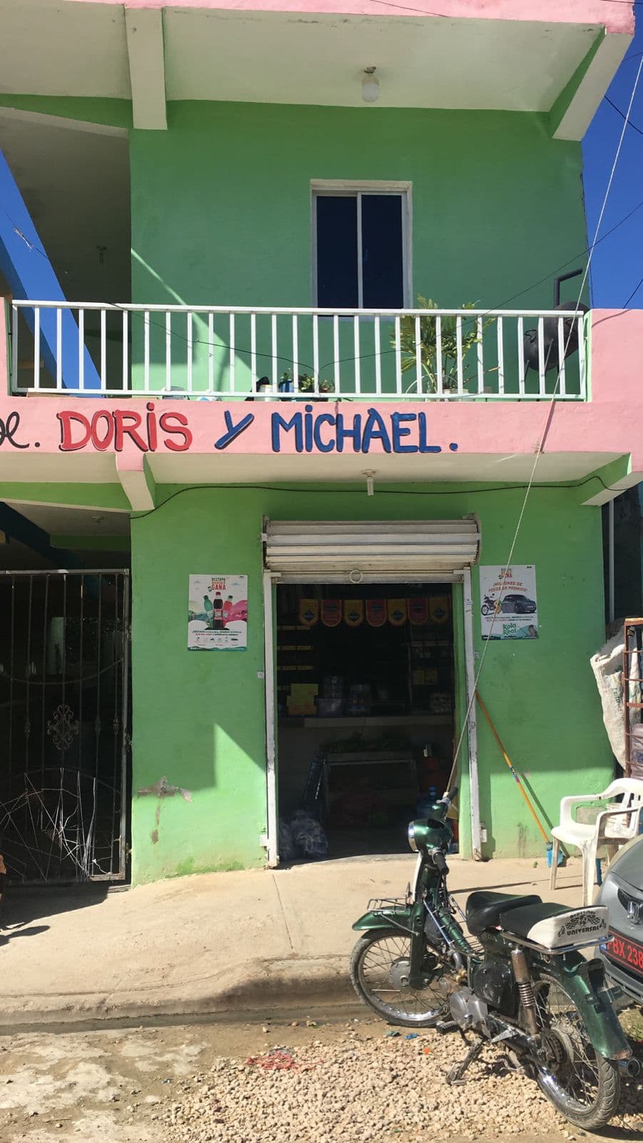 Colmado Dyosnel y Michel - Imagen 1