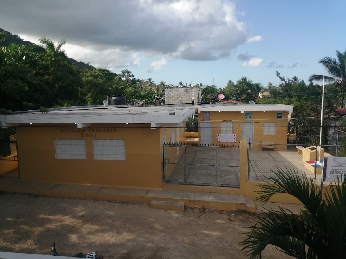 Escuela Primaria Sinaí (Uvero Alto) - Imagen 1