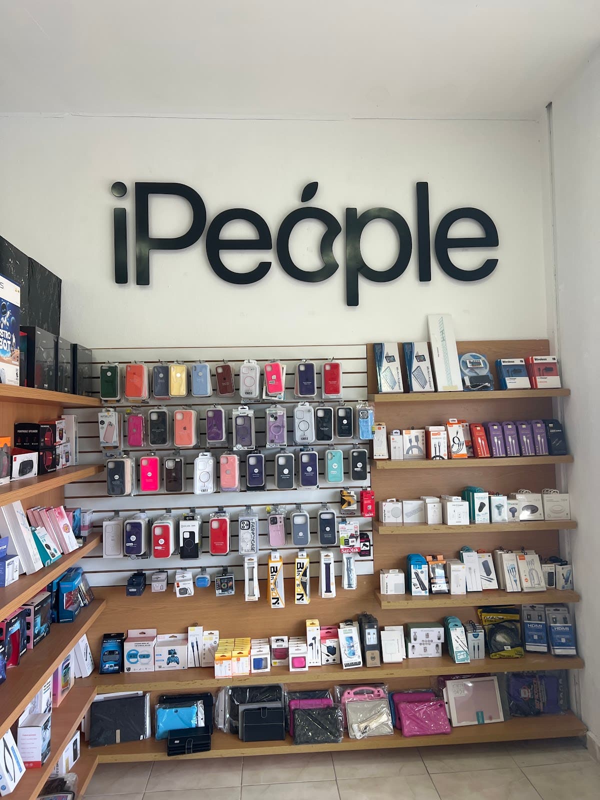 IPEOPLE - Imagen 2