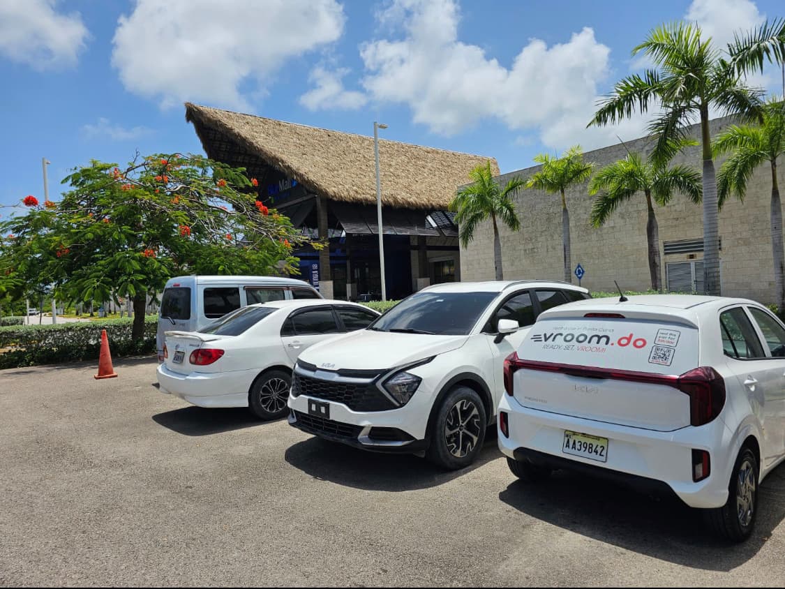 vroom.do - punta cana car rental - Imagen 1