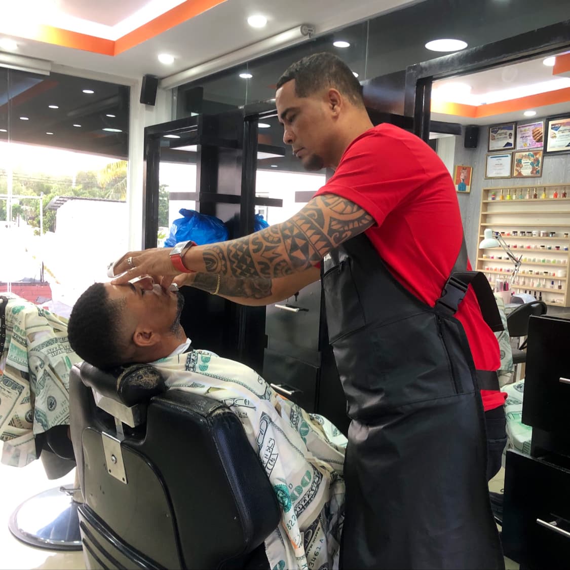 Sammy barber shop - Imagen 1