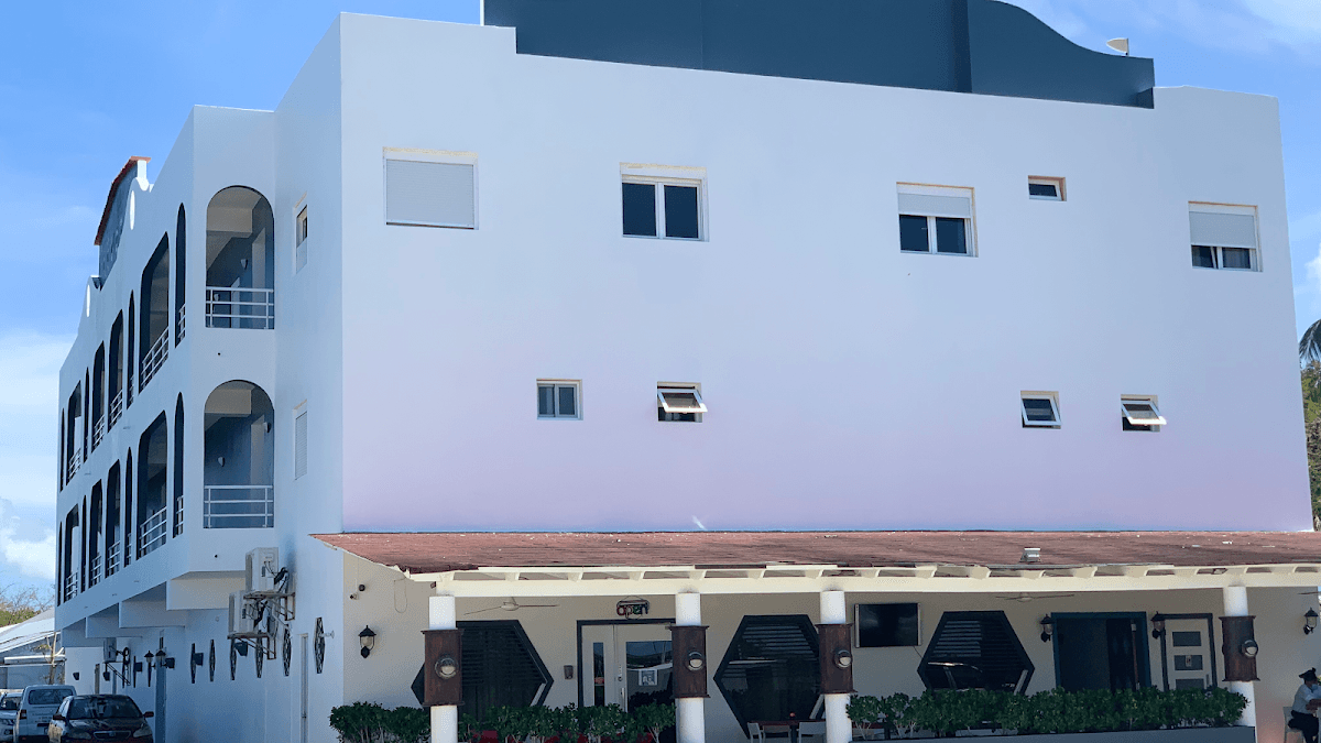 Hotel Capriccio Mare y Restaurante - Imagen 1
