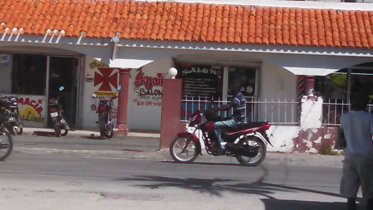 Farmacia Costa Linda - Imagen 1