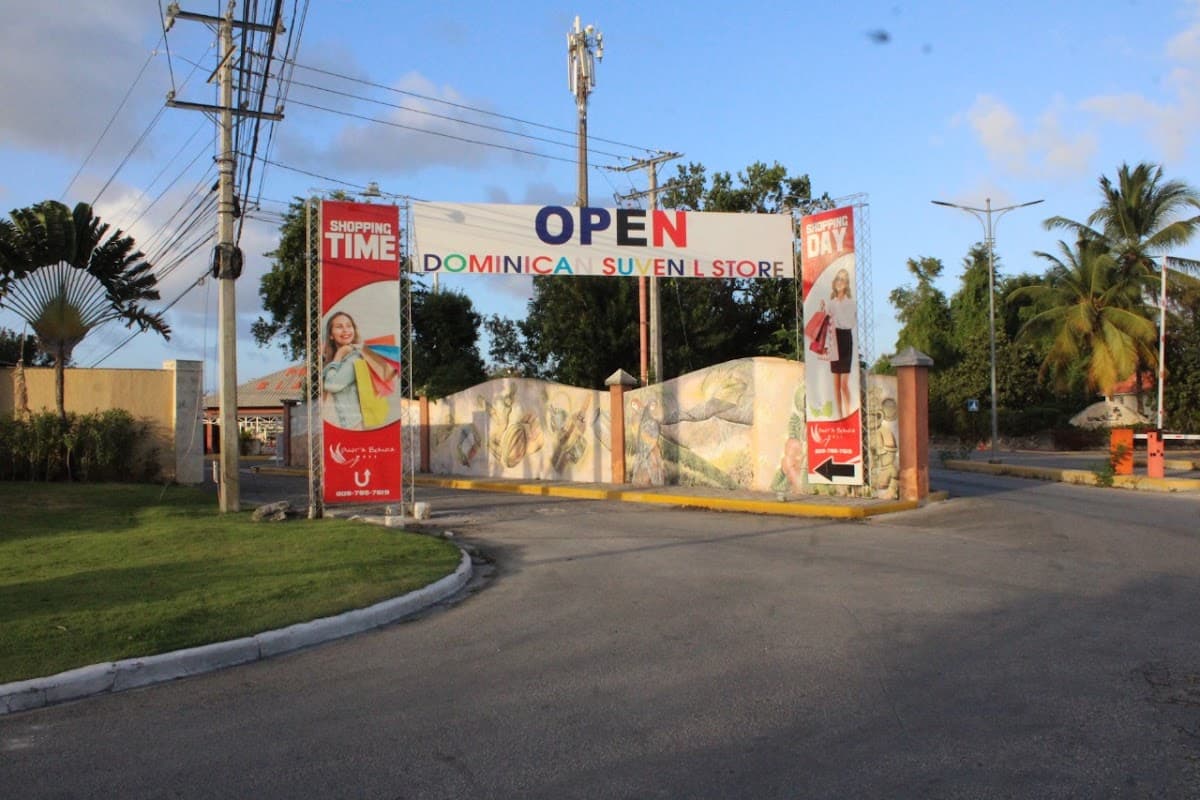 Plaza Punta Blanca - Imagen 2